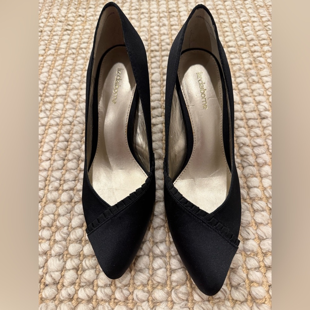 Liz Claiborne Rosie Black Satin Pumps